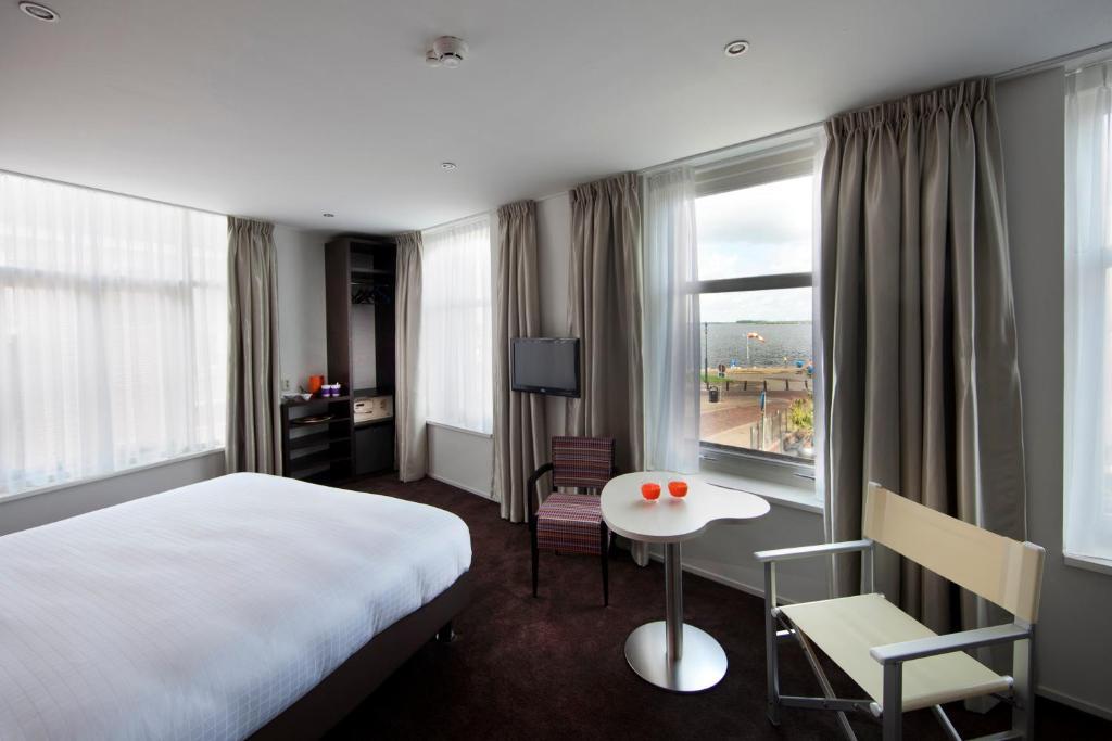Hotel Bella Ciao Harderwijk Δωμάτιο φωτογραφία